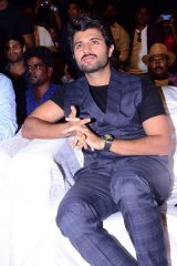 Maharshi Movie Pre Release Event